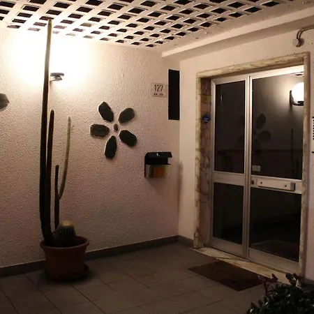 Casa My - 14 Minuti Dal Centro - 5 Minuti A Piedi Dal Gaslini Genoa