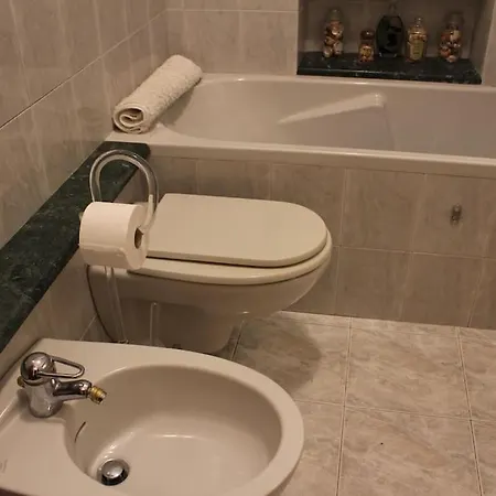 Casa My - 14 Minuti Dal Centro - 5 Minuti A Piedi Dal Gaslini Apartment